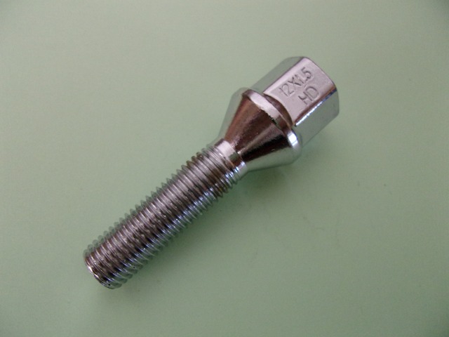 Болт колеса М12х1.50 h=40мм, ключ 17,конус (20шт)